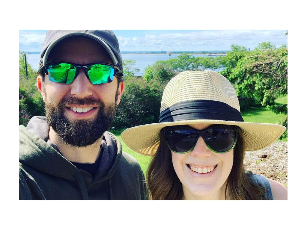 Lindsey and Dan smiling for a selfie