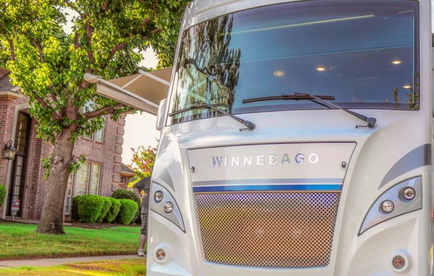 Front exterior image of Winnebago Intent