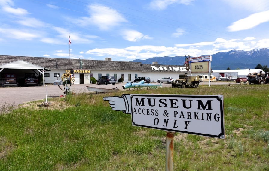 Museum with mountains in the background.