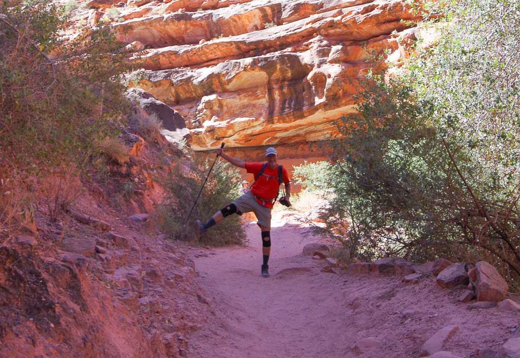 Hiking on the way to Havasu Falls