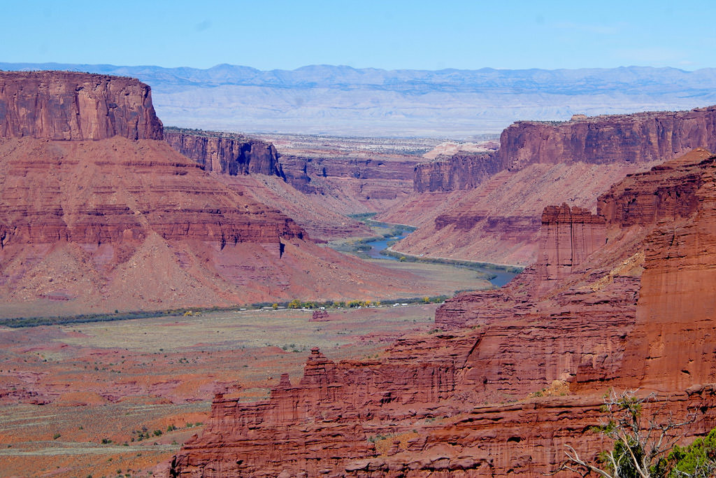 Fisher Towers with river running through